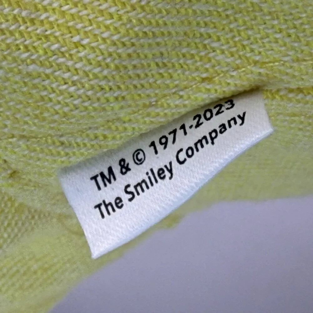 AMERICAN EAGLE Reversible Smiley Face Bucket Hat Sz O/S Yellow White Summer